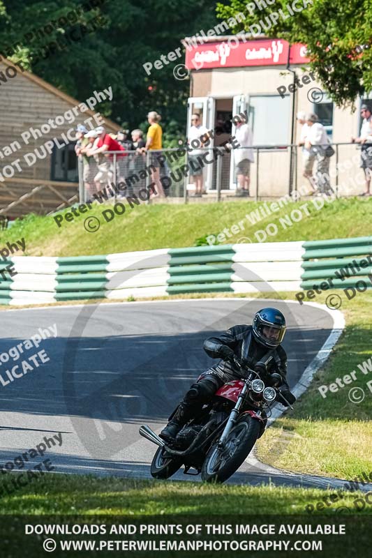 cadwell park;cadwell park photographs;cadwell trackday photographs;enduro digital images;event digital images;eventdigitalimages;peter wileman photography;racing digital images;trackday digital images;trackday photos